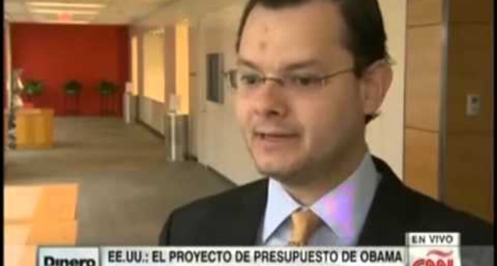 Juan Carlos Hidalgo comenta el presupuesto del gobierno federal en CNN en Español