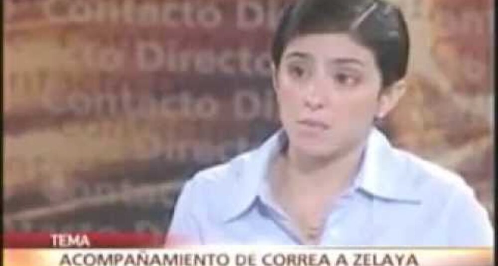 6/7/2009 - Gabriela Calderón discute el doble discurso de la OEA en Ecuavisa