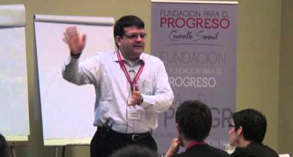 Guillermo Cabieses: El liberalismo y la Escuela de Chicago - UElCato FPP 2012